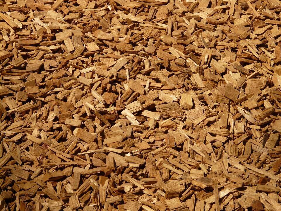 Lesna biomasa - ogrevanje s peleti in sekanci